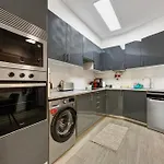 Apartment Da Rocha *